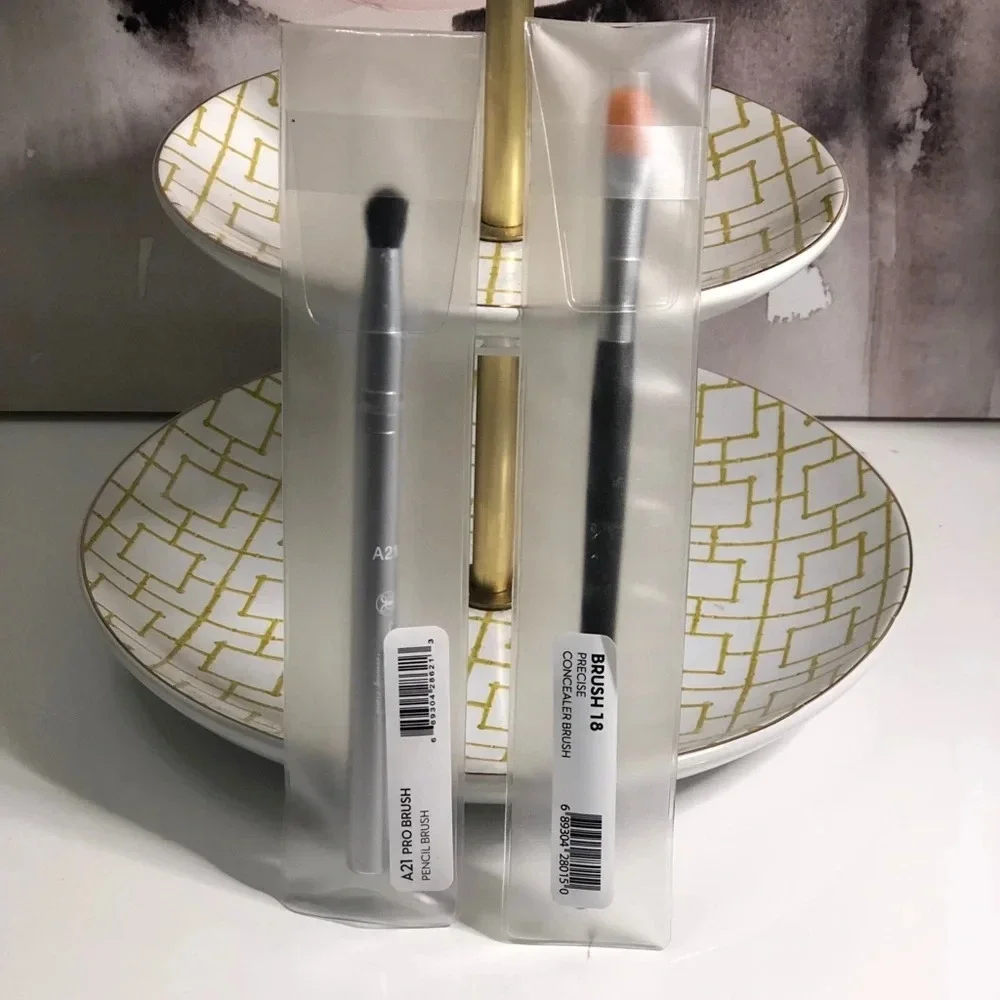 New! Anastacia Beverly Hills brush set!